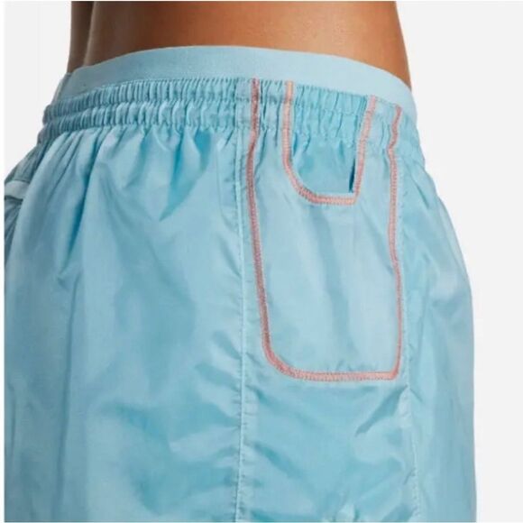 NWT Nike Icon Clash Tempo Blue  2-in-1 Mid-Rise Running Shorts Size Medium - Picture 5 of 7